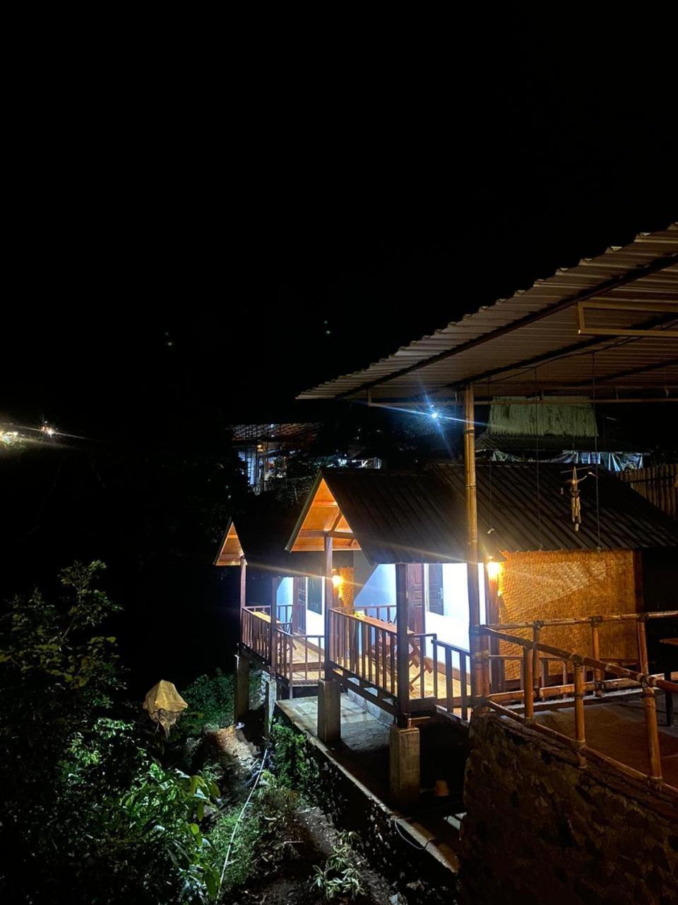 Poetri Bungalow & Restaurant Senaru Exterior photo